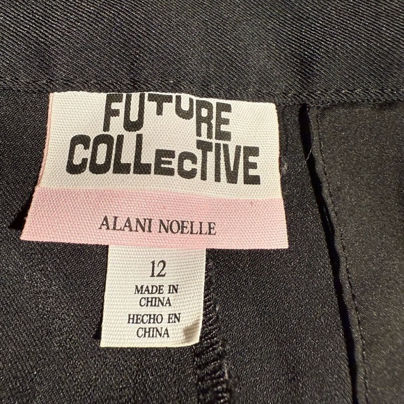 Future collective Classic Black Women's Bermuda Shorts - Picture 3 of 6